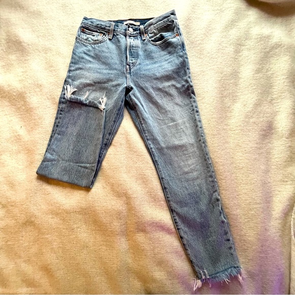 LEVI’S Wedgie Jeans - Picture 2 of 8